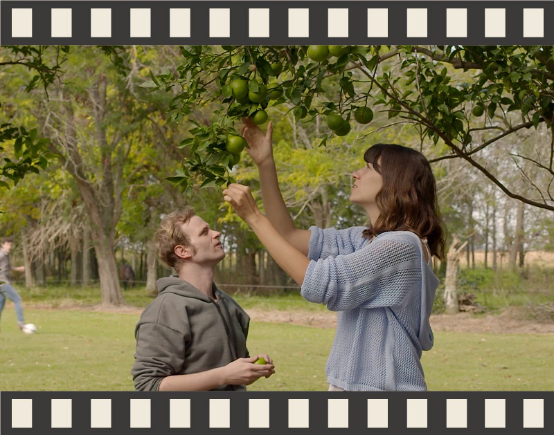 Cuando a Jazmín de 32 años su novio con el que estaba a punto de convivir la deja, se toma un tiempo fuera y, a través de vínculos cambiantes y encuentros inesperados, descubre una nueva forma de mirarse y gana nuevas experiencias.